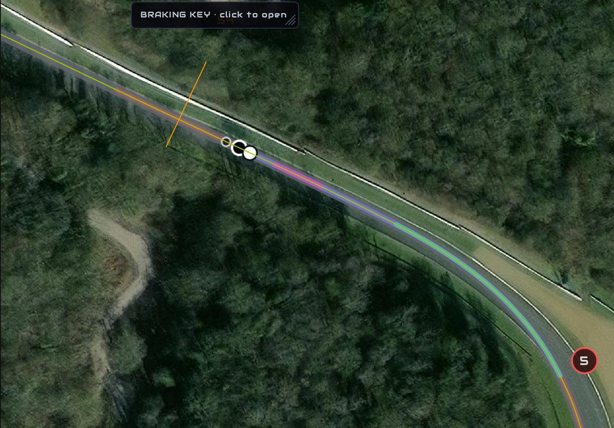 The map zoomed into turn 5: the line changing colour through the braking zone, with the first-touch and real-braking circles